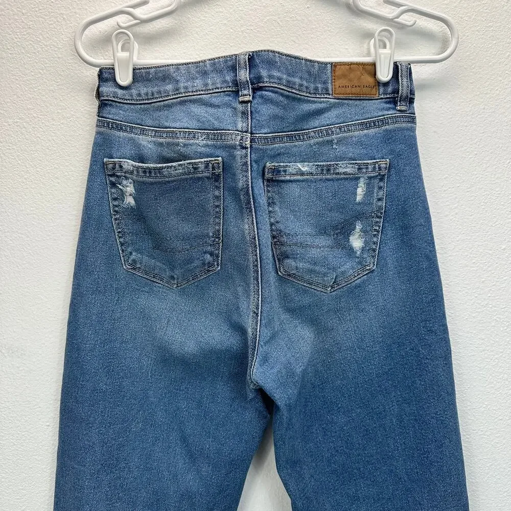 American Eagle Mom Straight Jeans Light distressing Size 4